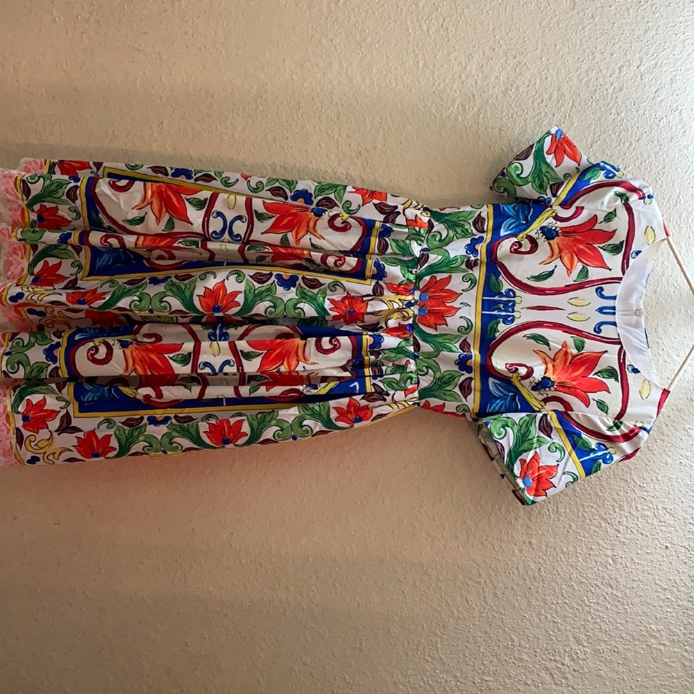 Color pattern dress